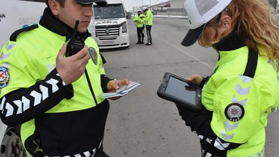 Denetimler arttı! 328 araç trafikten men edildi