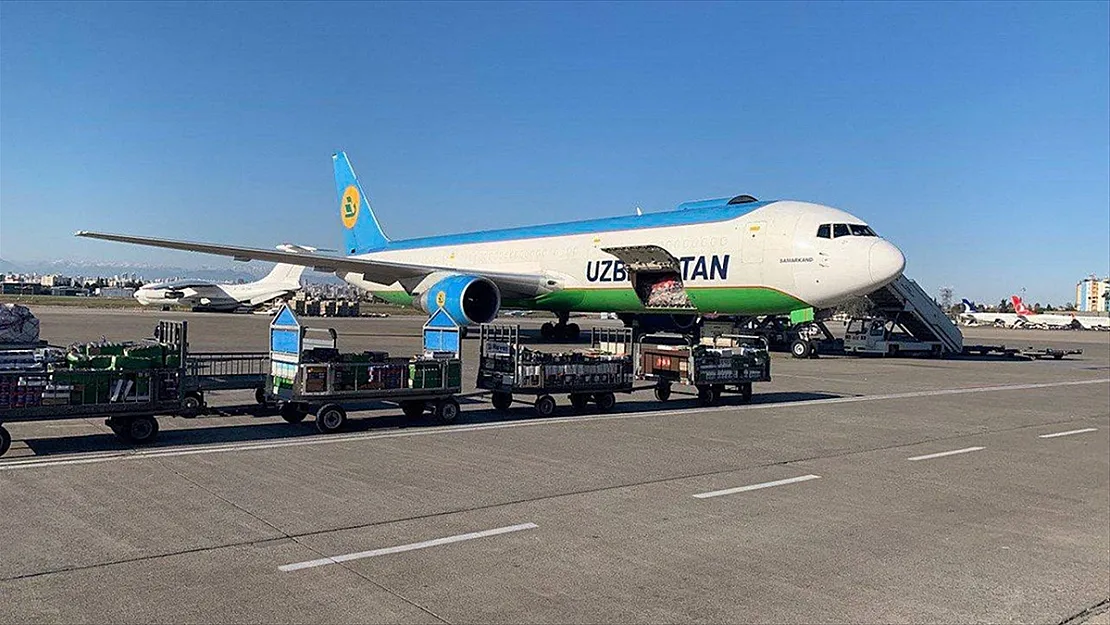 Deprem bölgesi için yurt dışından destekler devam ediyor! Özbekistan'dan bölge halkı için 170 ton insani yardım!