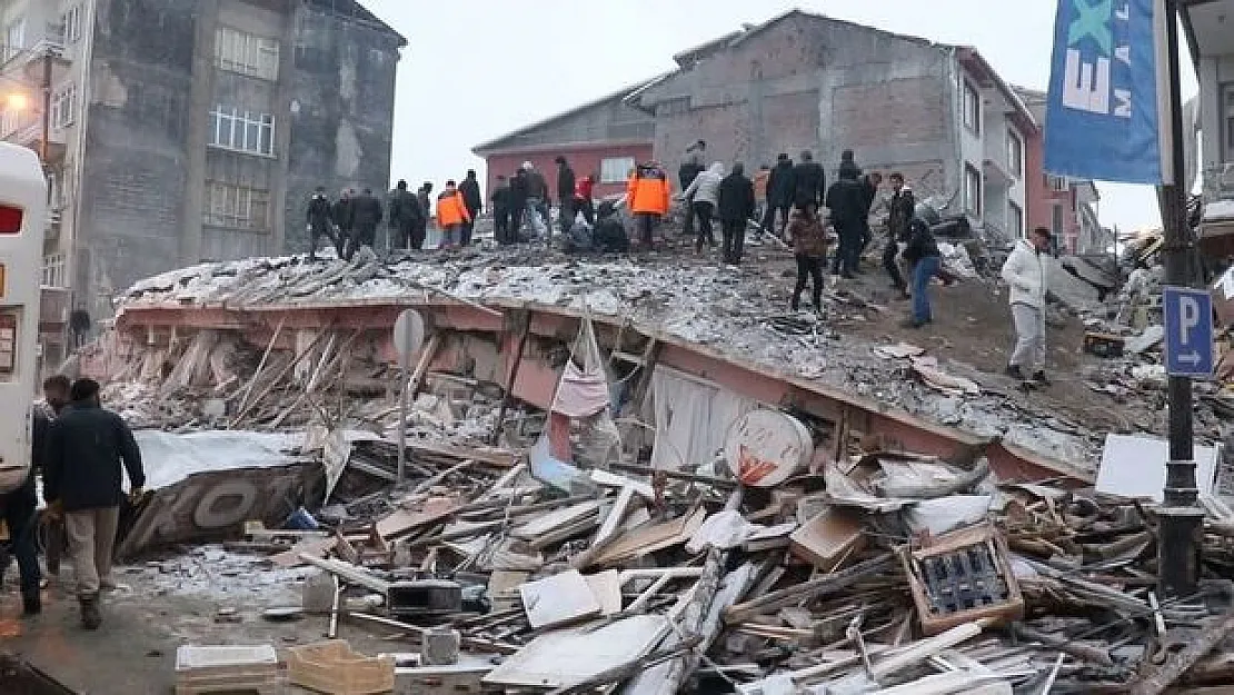 Deprem bölgesine ilk destek kardeş ülke Azerbaycan'dan geldi! ABD, Rusya, Pakistan'da kayıtsız kalmadı!