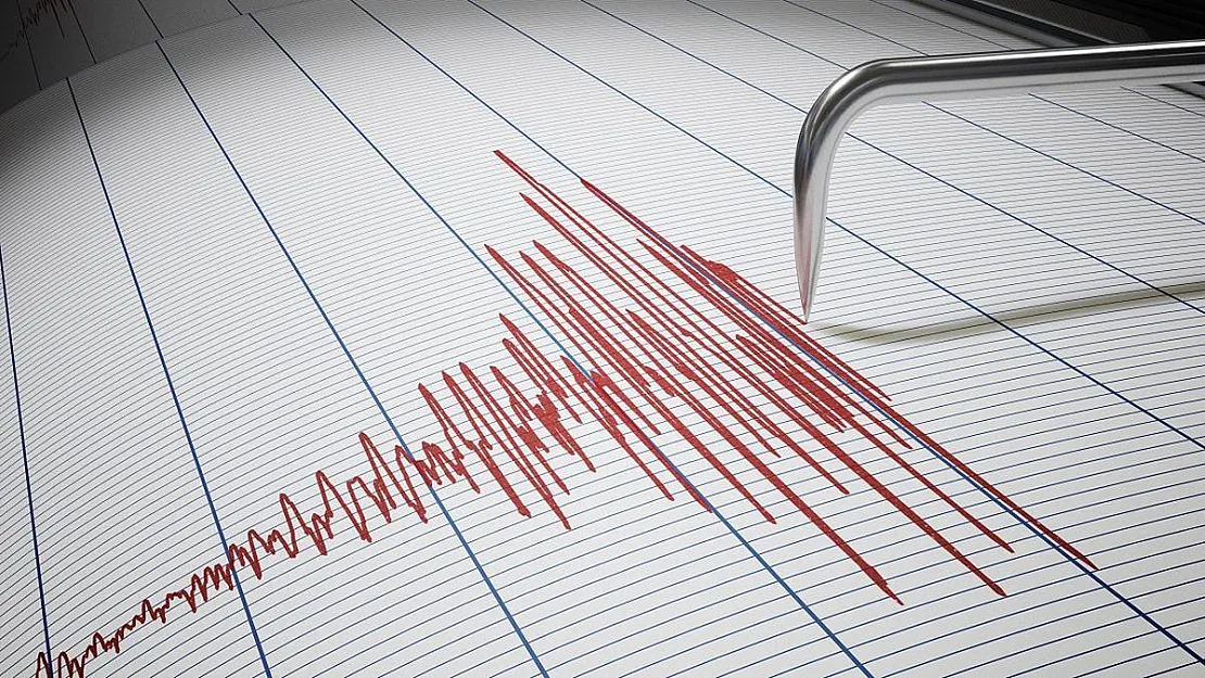 Depremin Ardından Peş Peşe Açıklamalar Geliyor! İşte 4.4'lük Depremin Hasarı