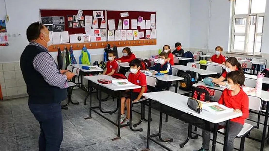 Ders zilinin çalmasına sayılı gün kaldı: Öğrencileri ilgilendiren son dakika açıklaması! Tarih verildi tek tek açıklandı