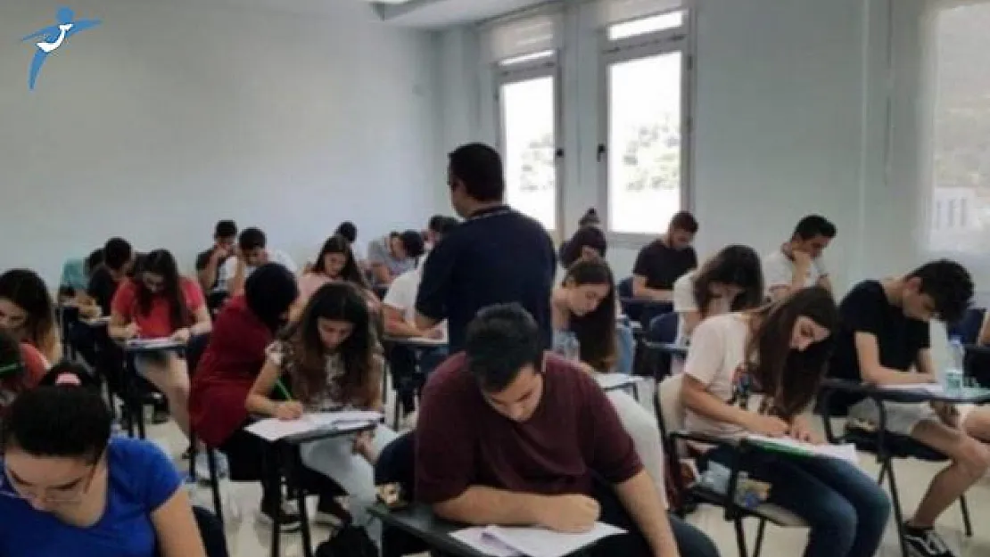DGS'ye Giren Binlerce Aday 0.5 Net Kuralının Kaldırılmasını Talep Ediyor!
