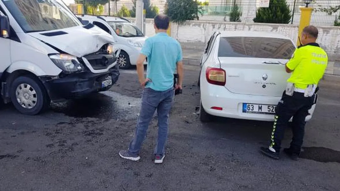Diyarbakır'da okul servisi kaza yaptı! Çok sayıda yaralı var