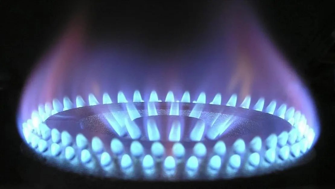 Doğal gaz fiyatları güçlü talep ve azalan üretimle yükseliyor