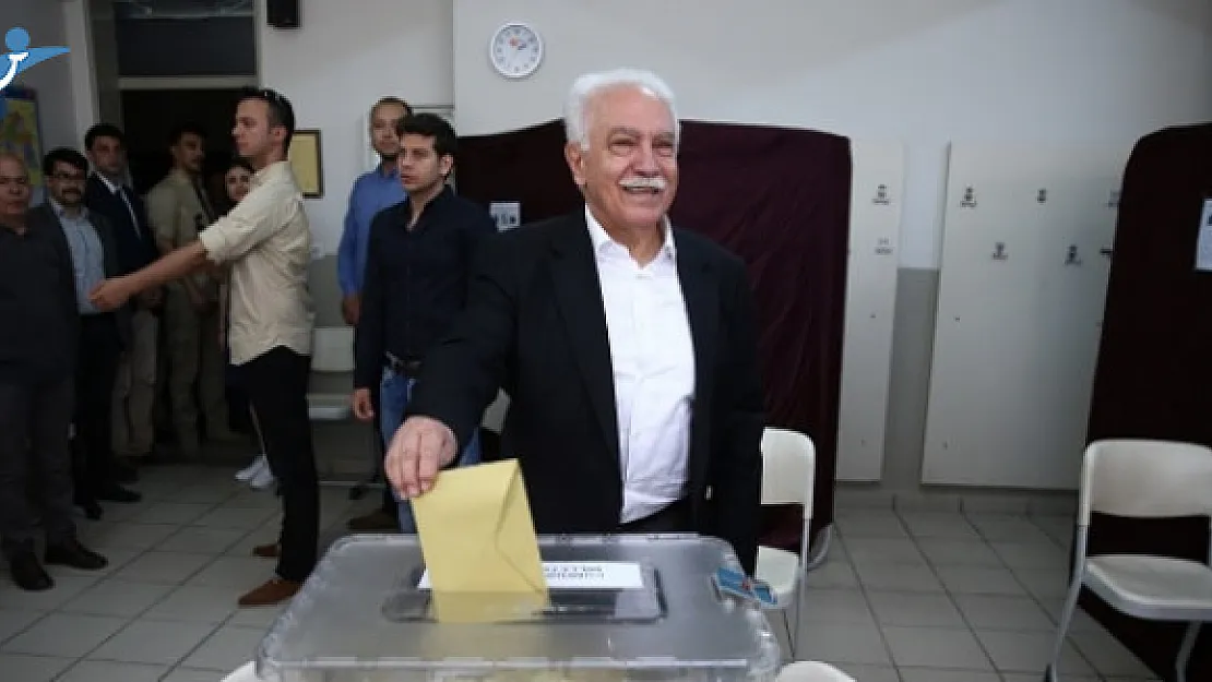 Doğu Perinçek Oyunu Kullandı