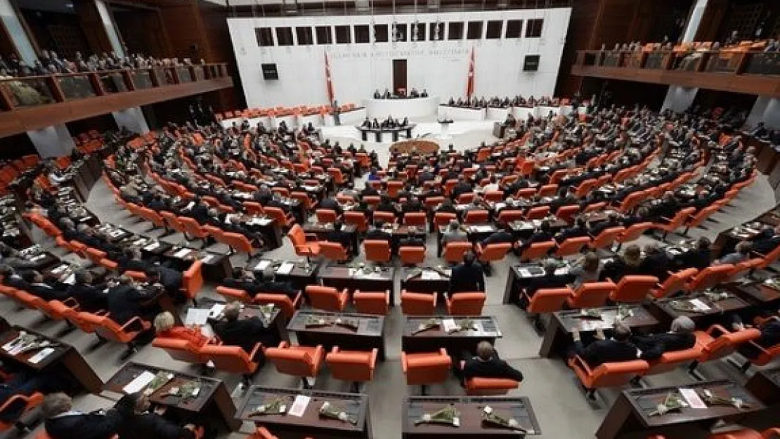Dokunulmazlıkların Kaldırılması Teklifi İçin Görüşmeler Başlıyor