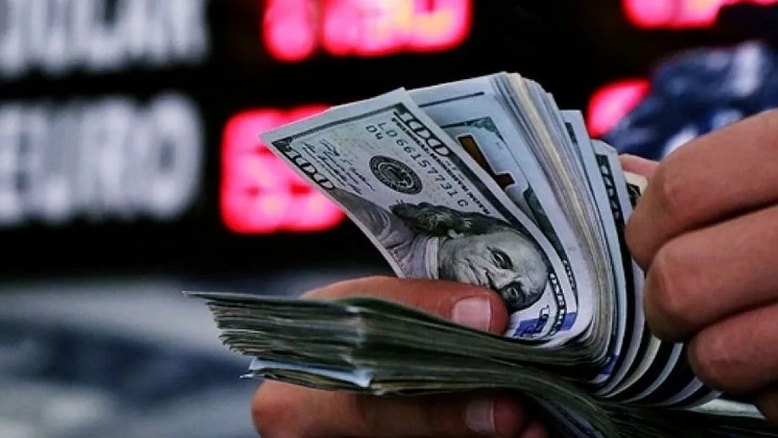 Dolar 35-40 TL olacak: Ünlü ekonomist tarihi verdi! Herkes hazır olsun.. Korkutan senaryo