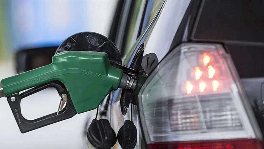 Dolar düşerken motorine zam üstüne zam yapılıyor!