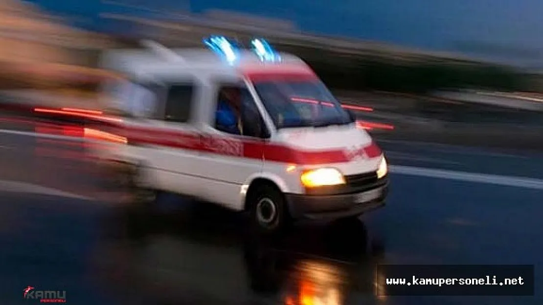 Düğün fotoğraflarını dış mekan yerine ambulansta çektirdiler