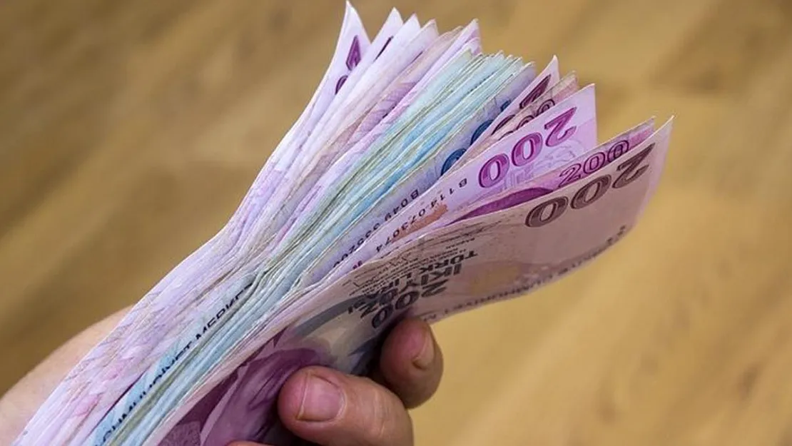 Düşük faizli 3 ay ertelemeli ihtiyaç kredisi başvuruları başladı!