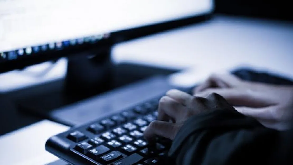 E- Posta Hesabı Olanlara Kötü Haber! Hemen Hesabınızı Kontrol Edin