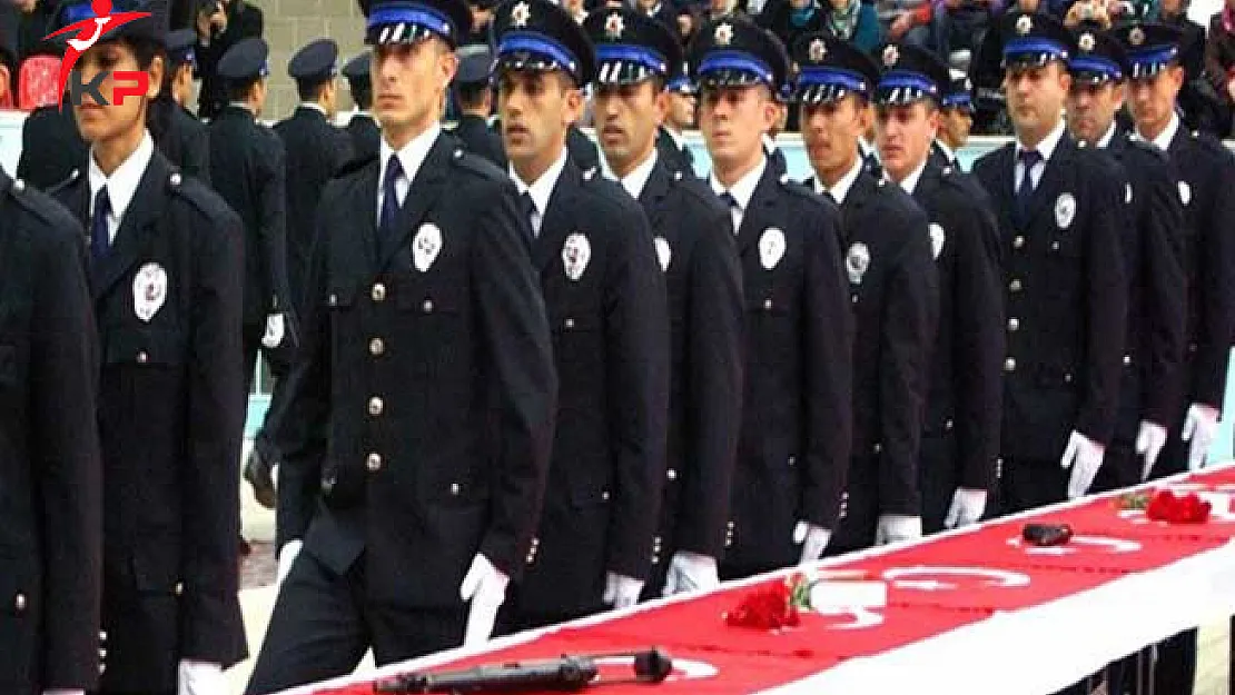 EGM En Az Ön Lisans Mezunu 13 Bin Polis Alıyor ! Başvuru Şartları Belli Oldu Mu?
