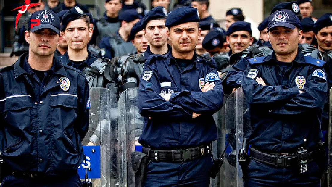 EGM Kadrosunu Genişletiyor: 20 Bin Polis Alınacak !