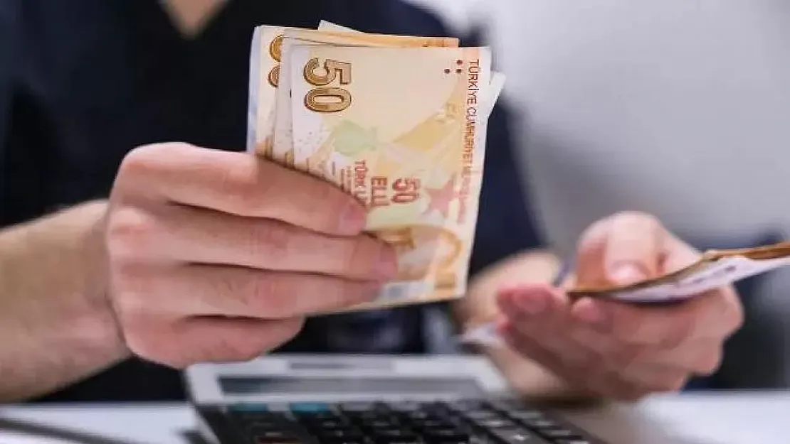 Ek gösterge sonrası ilk maaşlar belli oldu! Kim ne kadar alacak? Emekli ikramiyesi 2 bin TL…