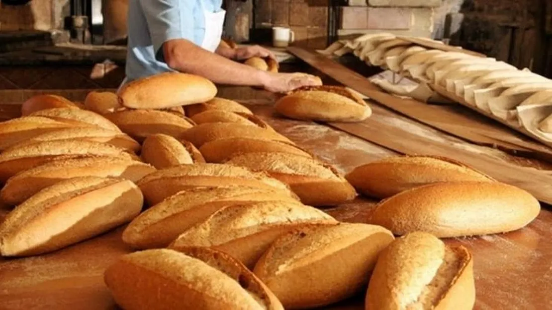 Ekmek fiyatlarına büyük zam geldi! Fiyatları gören tezgahtan uzaklaştı!