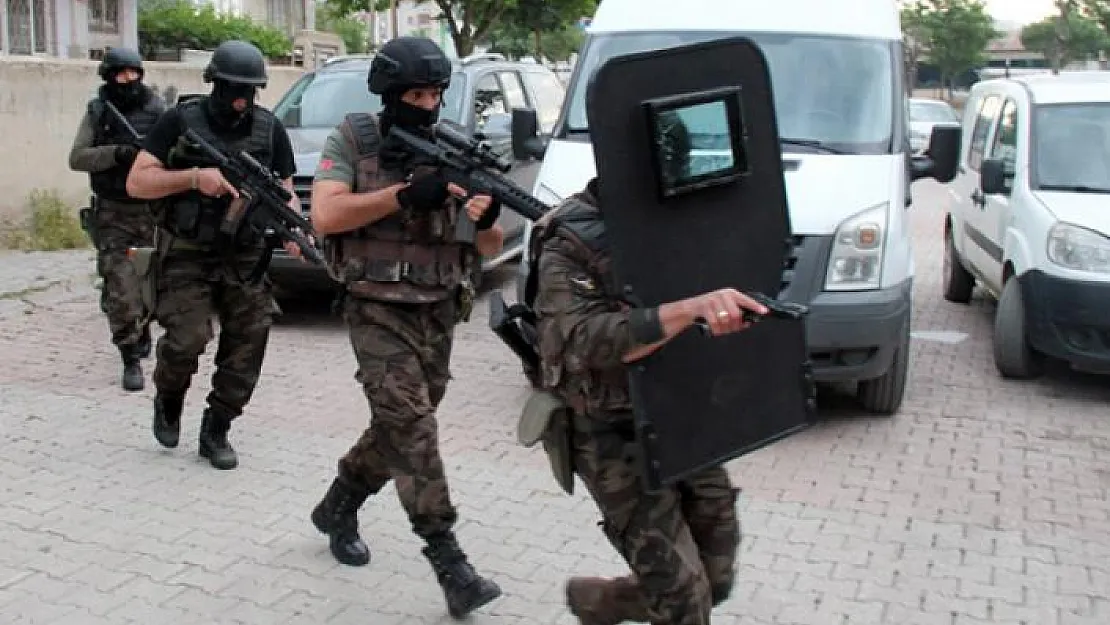 Elazığ'da terör operasyonu! 7 kişi gözaltına alındı