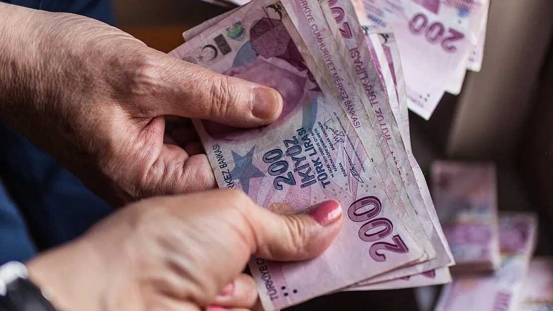 Emekli maaşlarına 7-8 bin TL seyyanen zam sürprizi! Kabine sonrası merakla bekleniyor