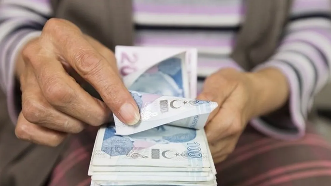 Emekliler bu yöntemle maaşını 2 katına çıkarabilecek! Tek bir imzayla promosyonu artırmak mümkün!