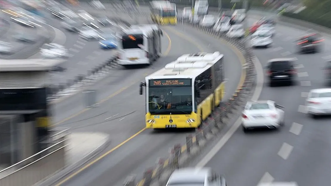 Emekliler ve 65 yaş üstü vatandaşlar dikkat! Ulaşım hizmetlerine sınırlama getirildi