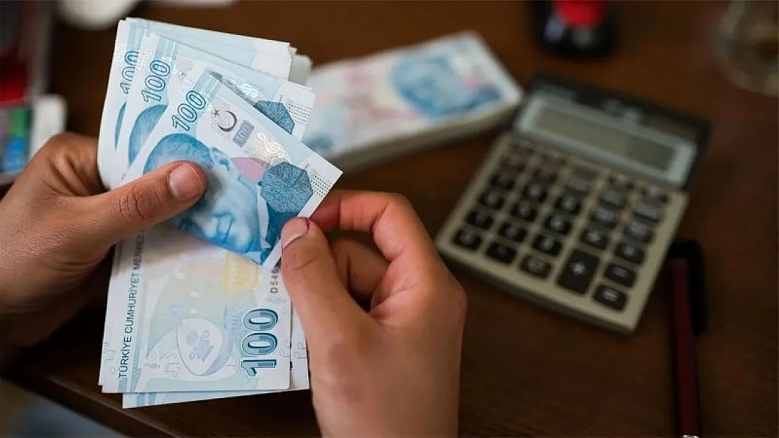 Emeklilere müjde! İkramiyelere enflasyon zammı: Bütün emeklilere 3 bin lira ikramiye duyurusu geldi
