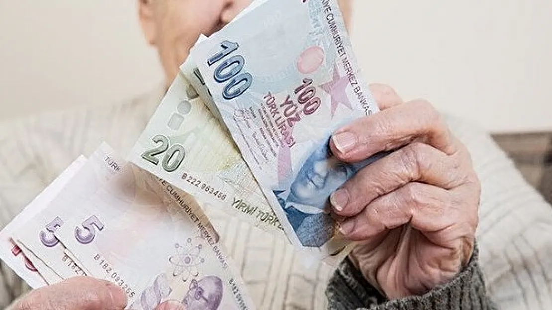 Emeklilere Temmuz Müjdesi: Çifte Ödeme Yapılacak! Peki, Herkese Aynı Tutar Verilecek Mi?