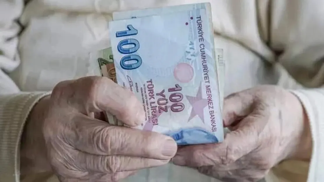 Emeklilerin Yeni Derdi 6 Ayda Ortaya Çıkan Emekli Promosyonları Farkı! Artık Taahhüt Veren Emekliler de 6 Bin 250 TL'lik Promosyonlardan Yararlanabilecek…