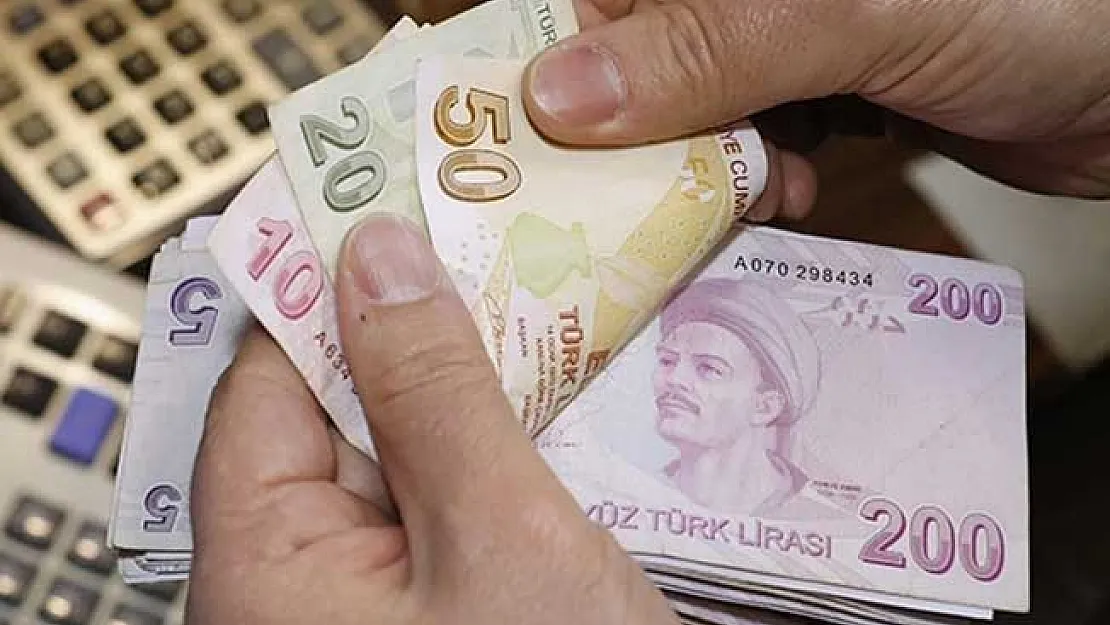 En Düşük Emekli Maaşının Asgari Ücret Seviyesinde Olması Gündeme Geldi !