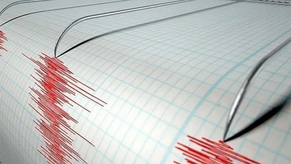 Endonezya'da 5.1 büyüklüğünde deprem sonrası tsunami alarmı verildi