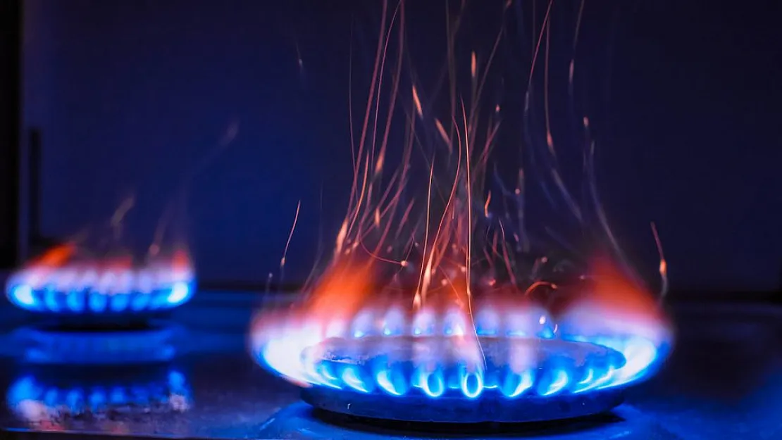 Enerji krizi gündemden düşmüyor: Doğalgaz fiyatlarında sert artış meydana geldi!
