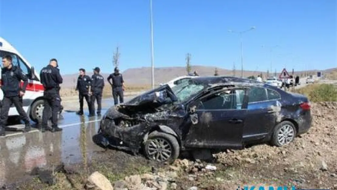 Erzincan'da eşini askere teslim ettikten sonra kızıyla trafik kazası geçirip öldü!