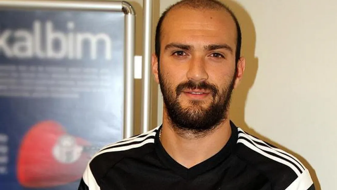 Erzurumspor Serkan Kurtuluş'u kadrosuna kattı