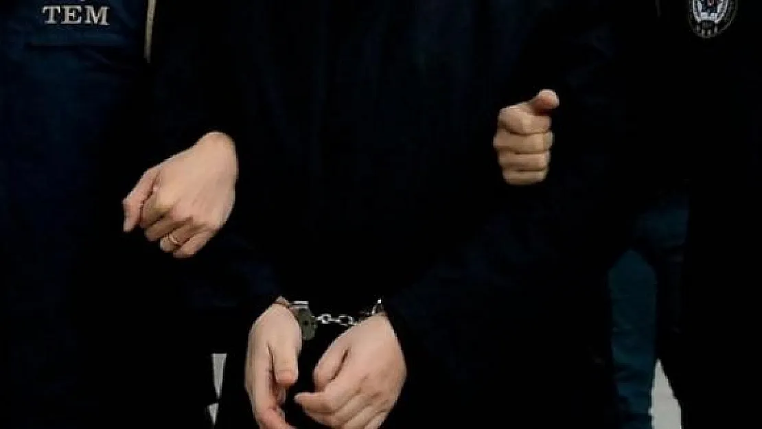 Eski Binbaşı Hücre Evinde Yakalandı ! İki Yıldır Aranıyordu