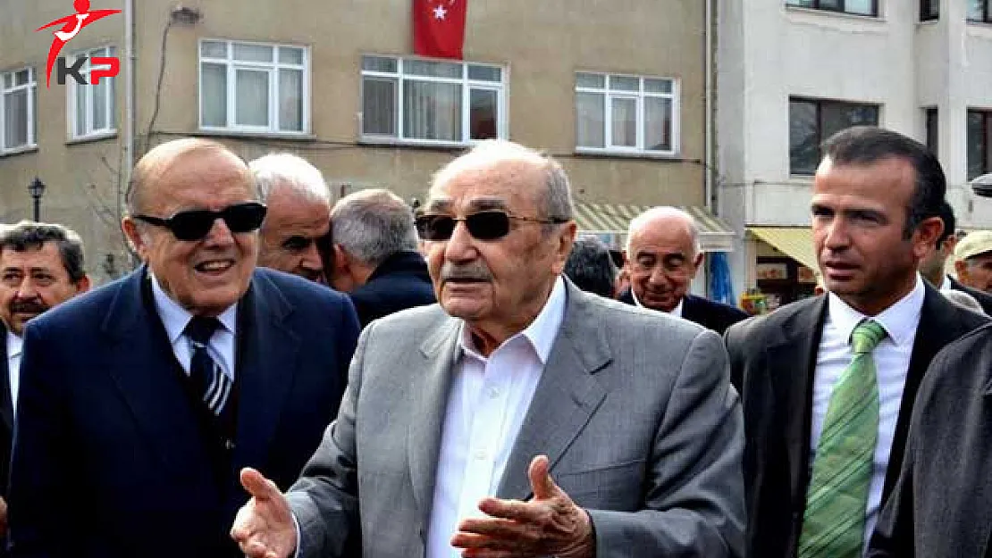 Eski İçişleri Bakanı Hayatını Kaybetti!