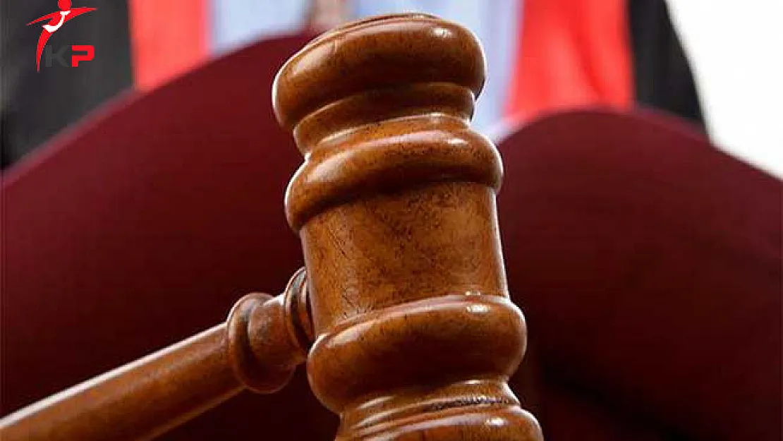 Esra Akay ByLock'tan Darbenin Geldiği Haberini Vermiş