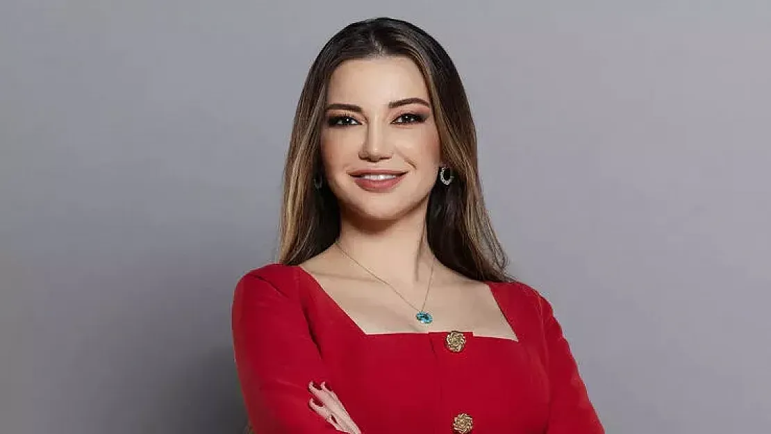 Esra Ezmeci'ye gelen cinsellik itirafı şok içinde bıraktı, Ezmeci'nin yanıtı ezdi geçti! 'Eşimin kardeşiyle…'
