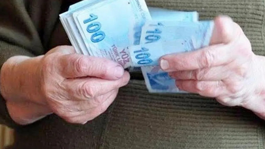 Ev hanımlarına emeklilik imkanı! Başvurular nasıl yapılacak?