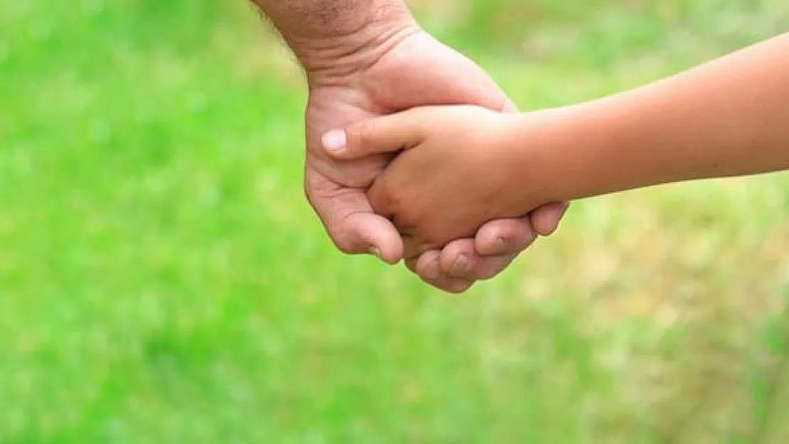 Evlat Edinme Şartları Nelerdir? Evlat Edinme Başvurusu Nereye Yapılır?