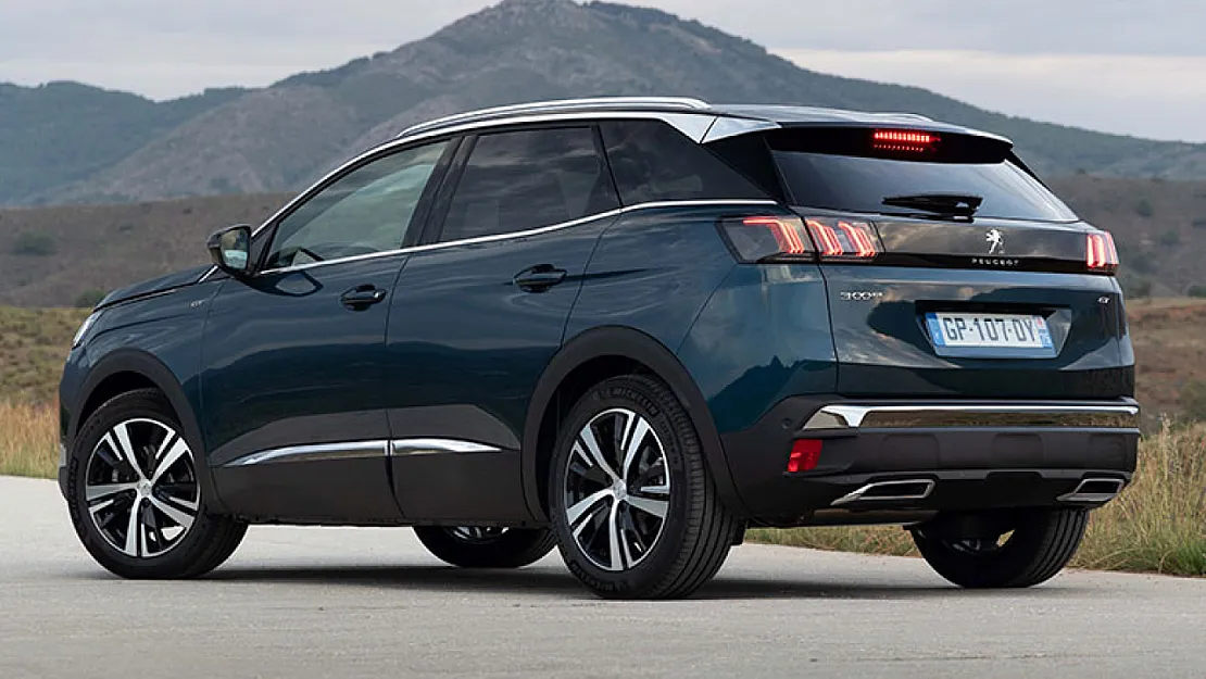 Eylül'de Yollarda: Peugeot 3008 Plug-in Hybrid Sürprizi, Yüzde 30 ÖTV ile Geliyor!