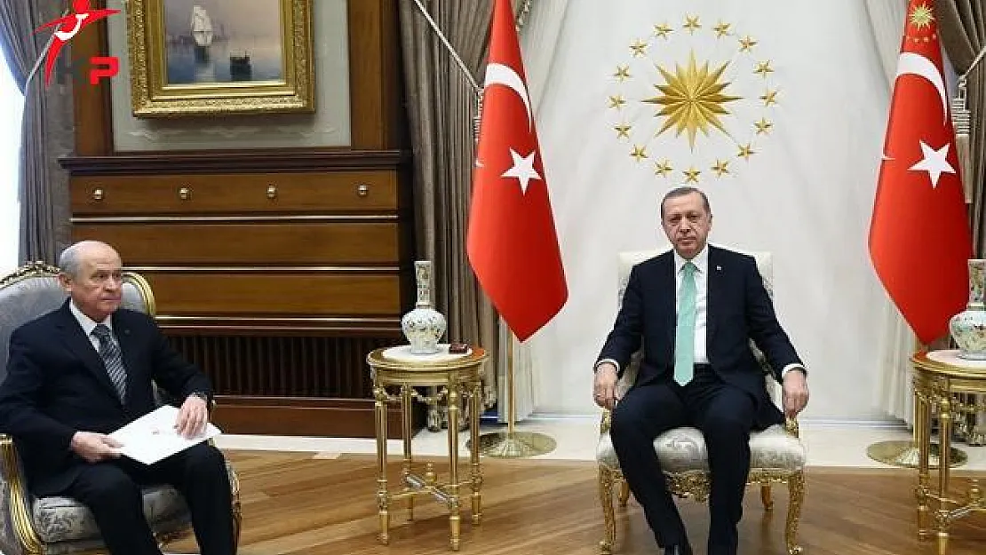 EYT Konusunun İttifak Zirvesinde Masada Olacağı İddia Edildi