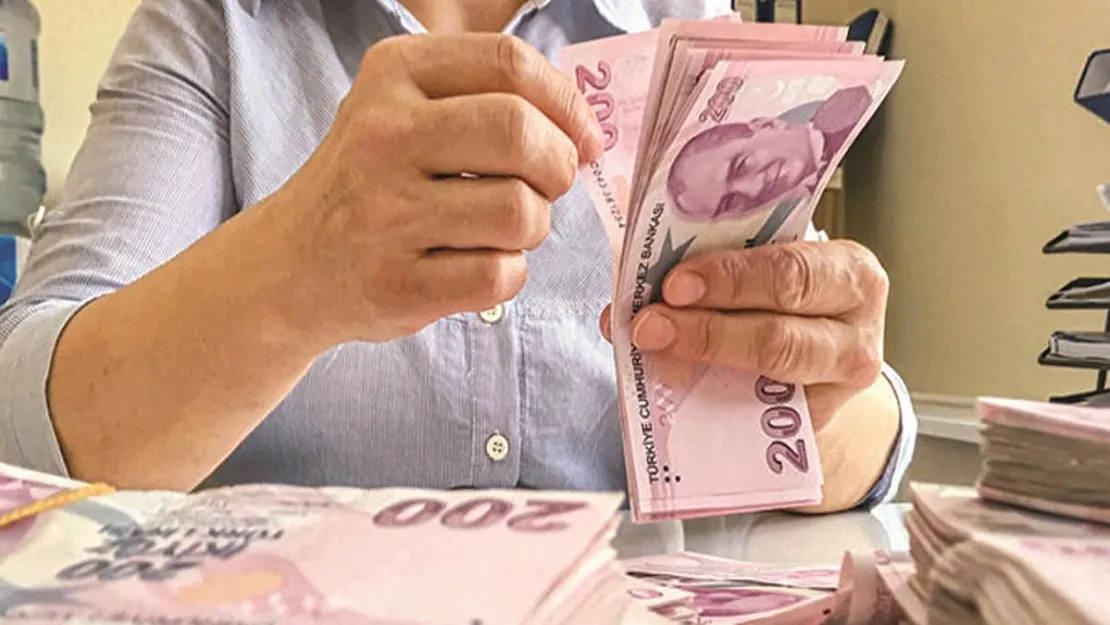 EYT'lilerden sonra sıra memurlara geldi! Maaş farkı şoke edecek