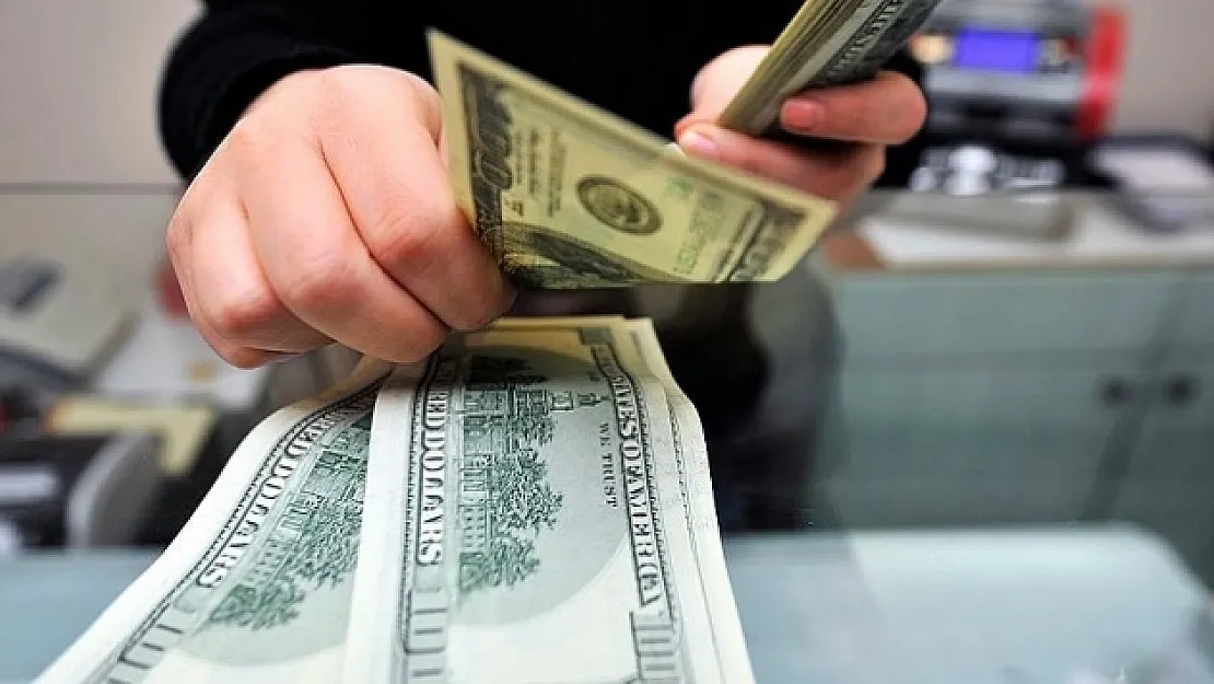 Faiz artırımı sonrasında dolar ve Euro düşmeye başladı! Banka güncel döviz alış satışları ne kadar oldu?