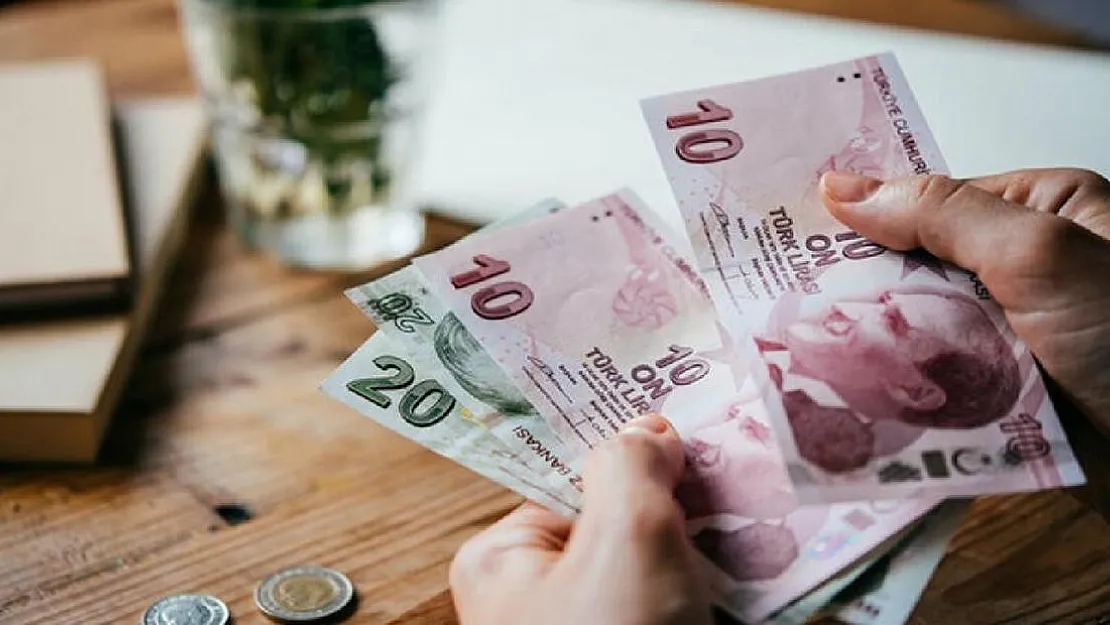 Faizsiz nakit arayanlara 10 bin TL Taksitli Nakit Avans teklifi geldi!
