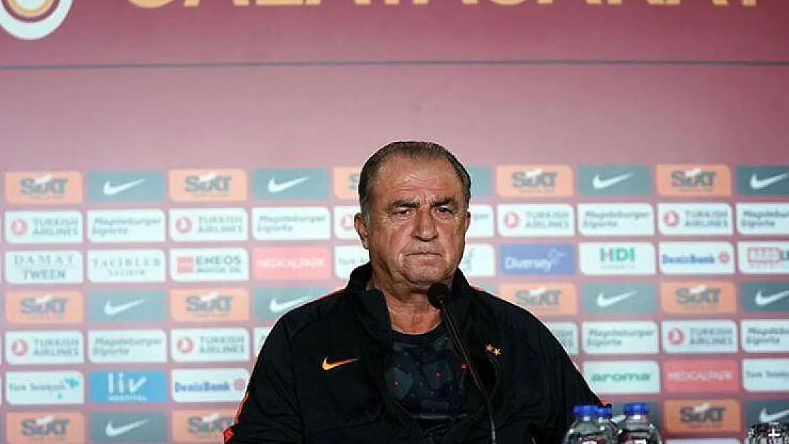 Fatih Terim'in Hayranlarına Kötü Haber: Hastaneye Kaldırıldı!