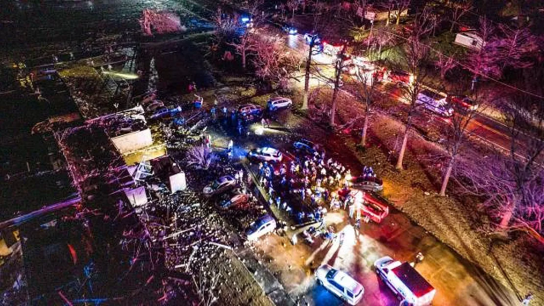 Felaketi yaşadılar! Hortum çıktı, en az 50 kişi öldü!