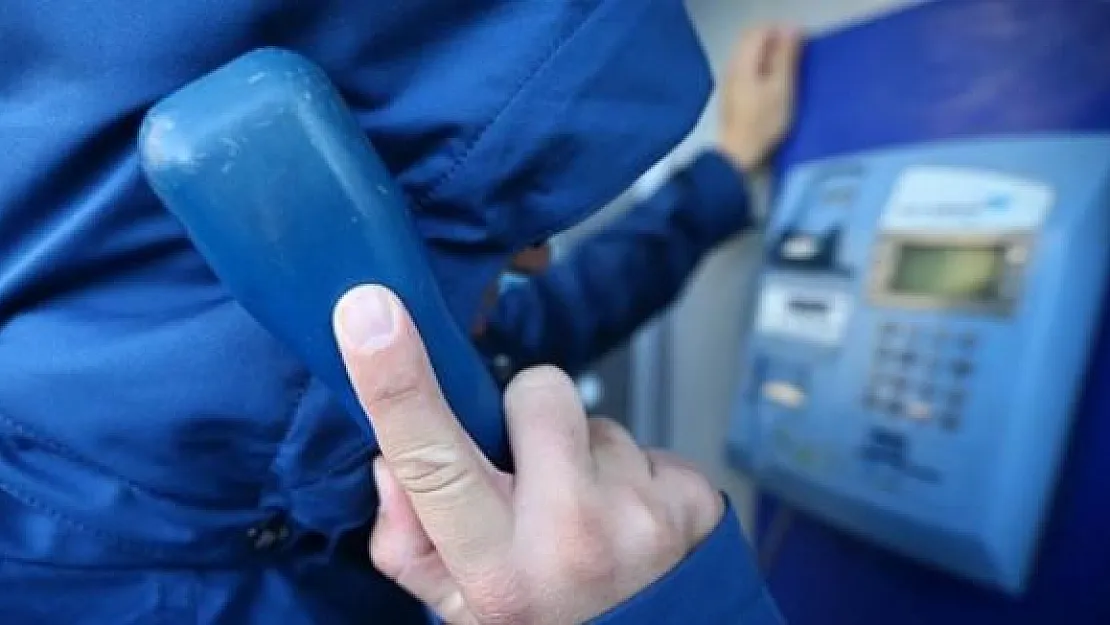 FETÖ Kapsamında Ankesörlü Telefon Operasyonu: Çok Sayıda Kişiye Gözaltı