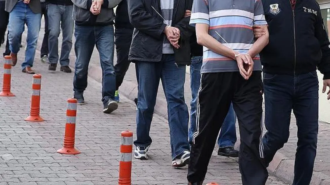 FETÖ'nün TSK'deki kripto yapılanmasına operasyon