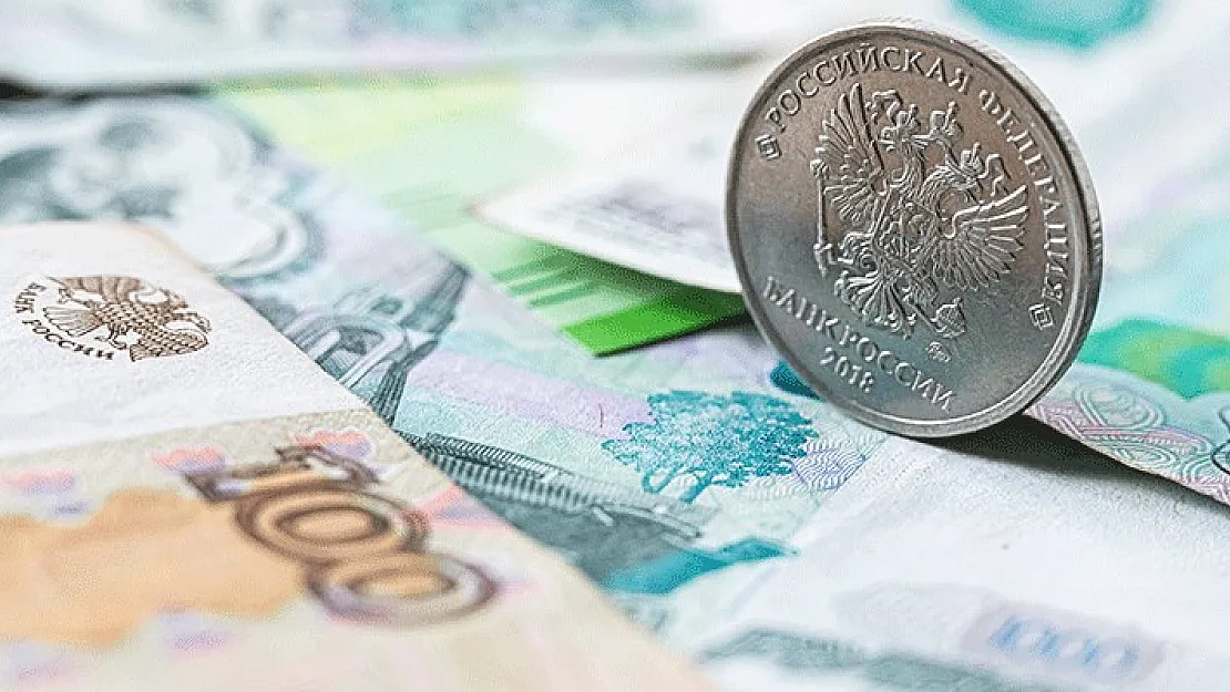 Flaş Faiz Kararı! Dev Banka Para Çekimini Yasakladı