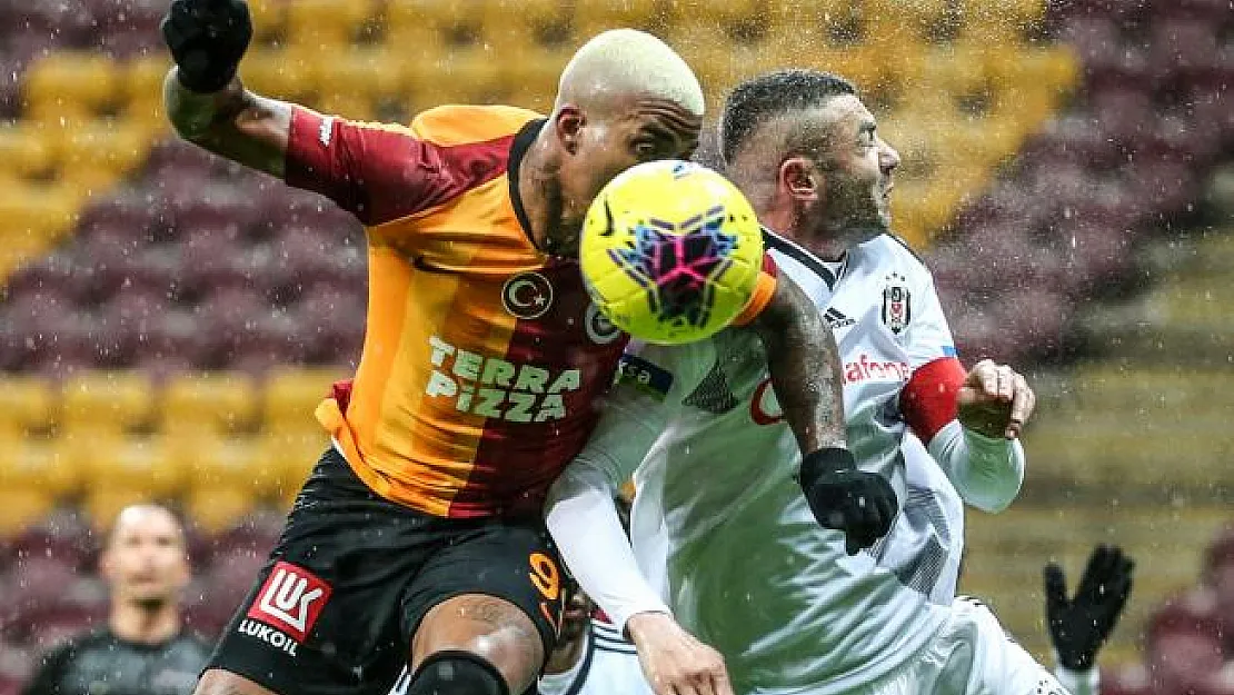 Galatasaray ile Beşiktaş arasında oynanan derbi maçı sona erdi!
