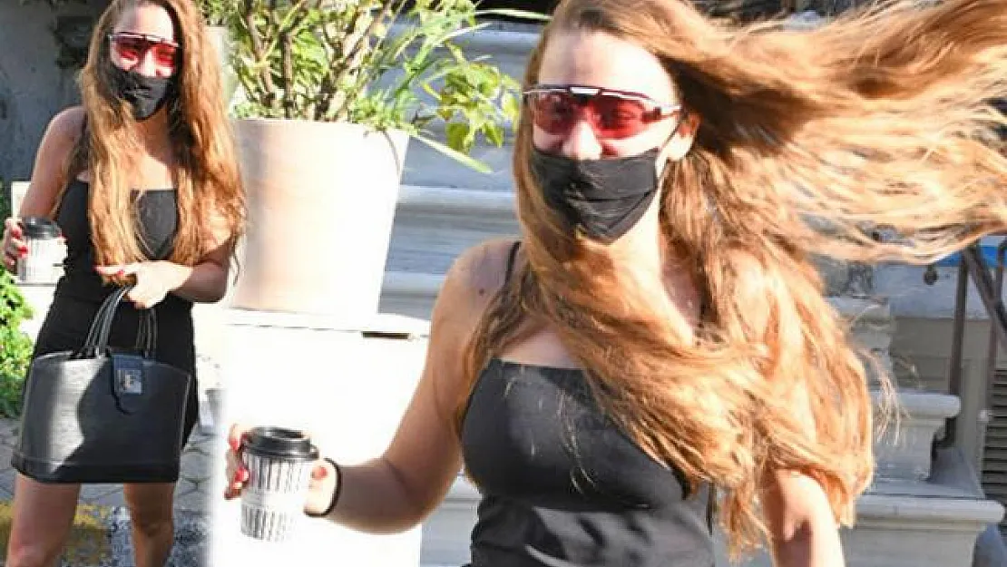 Gazetecilere yakalanan Serenay Sarıkaya'dan sitem!