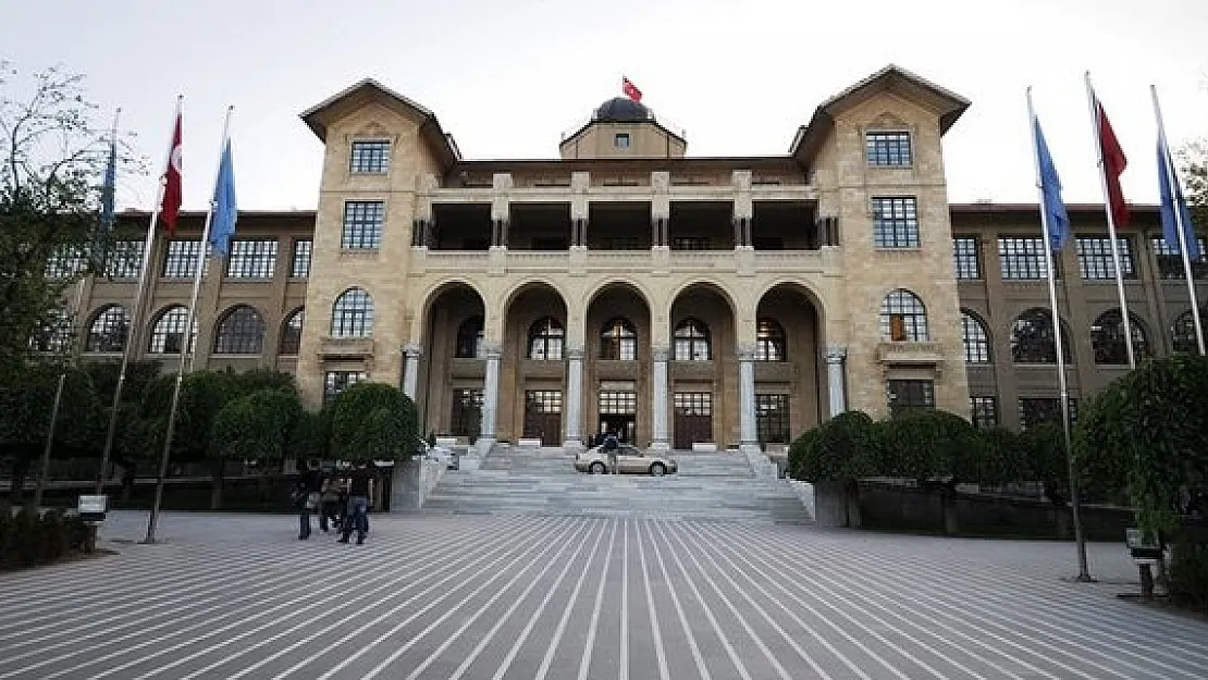 Gazi Üniversitesi yüksek maaşla gerektiğinde 24 saat çalışabilecek personeller alıyor!